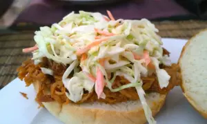 Sekrety surówki z białej kapusty: Zrób ją jak z restauracji!