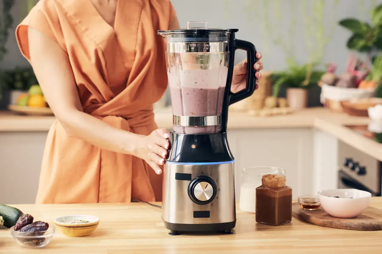 Jak wybrać blender do koktajli? Ranking i kluczowe porady eksperta